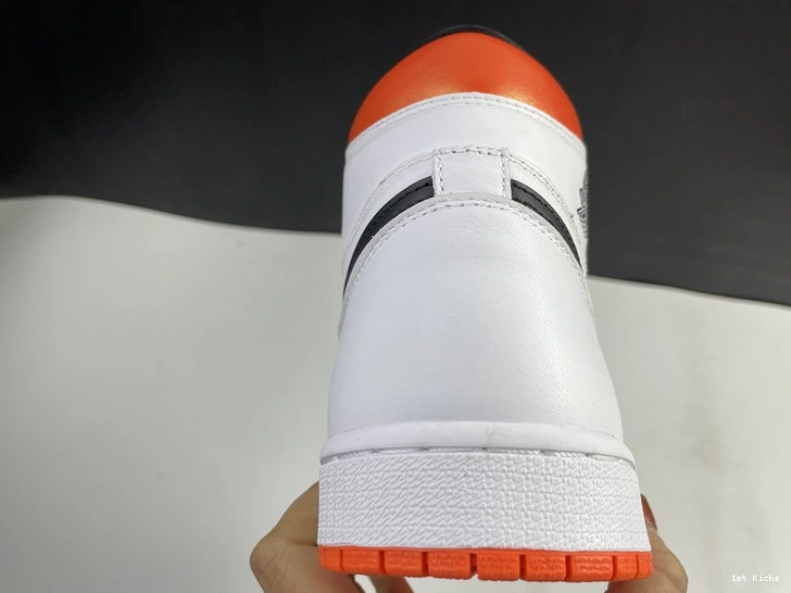 ORANGE HIGH ELECTRO RETRO 1 JORDAN 555088-180 1220